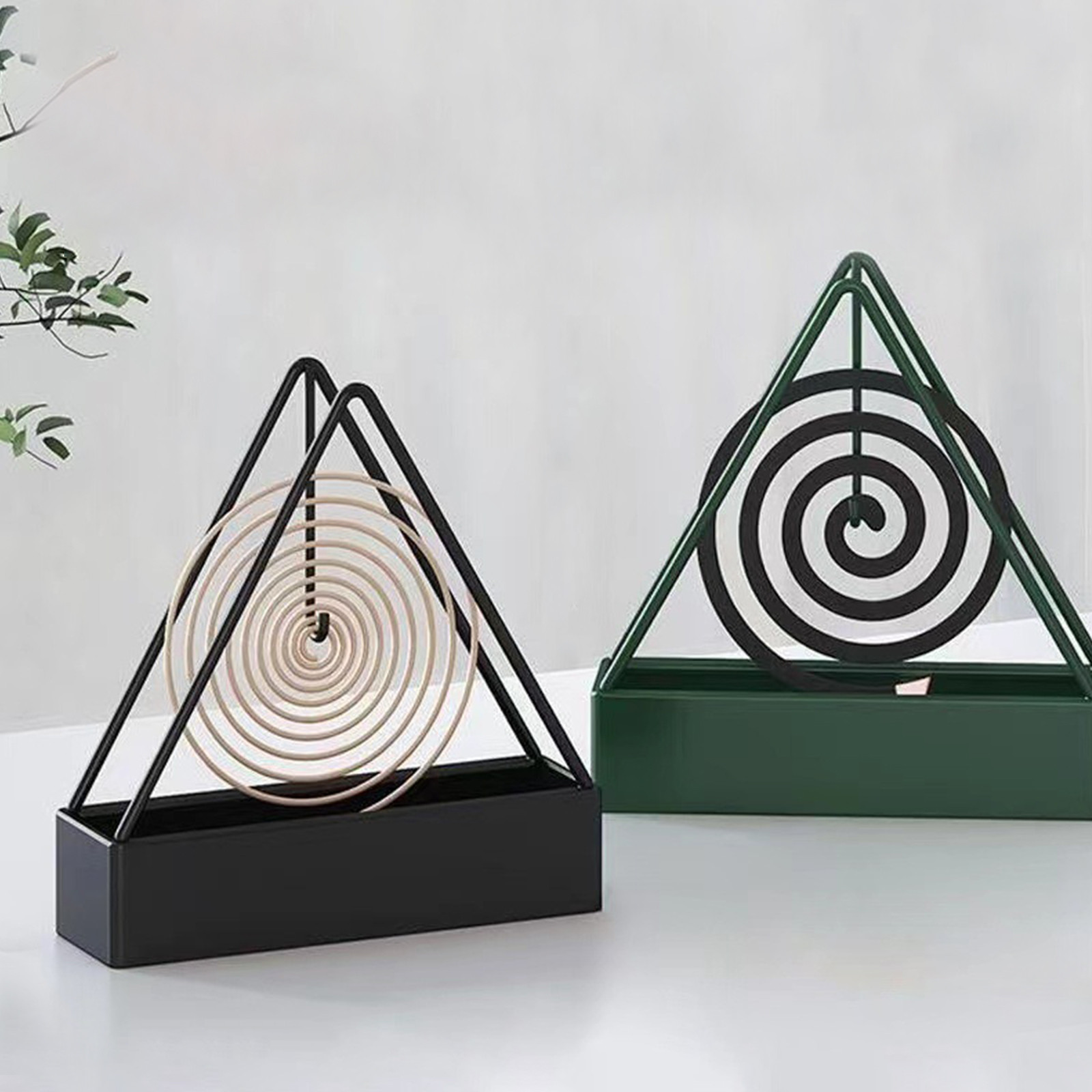 Incense Holder - حامل لفائف بعوض حديد وإطار مبخرة