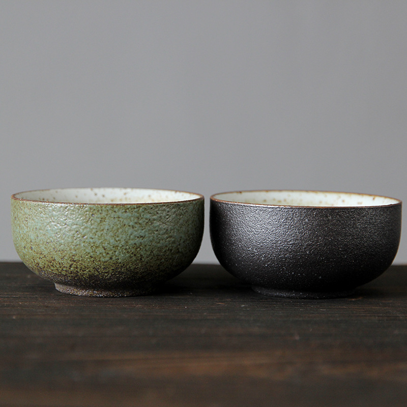 Japanese Pottery - كوب شاي من الفخار الخشن على